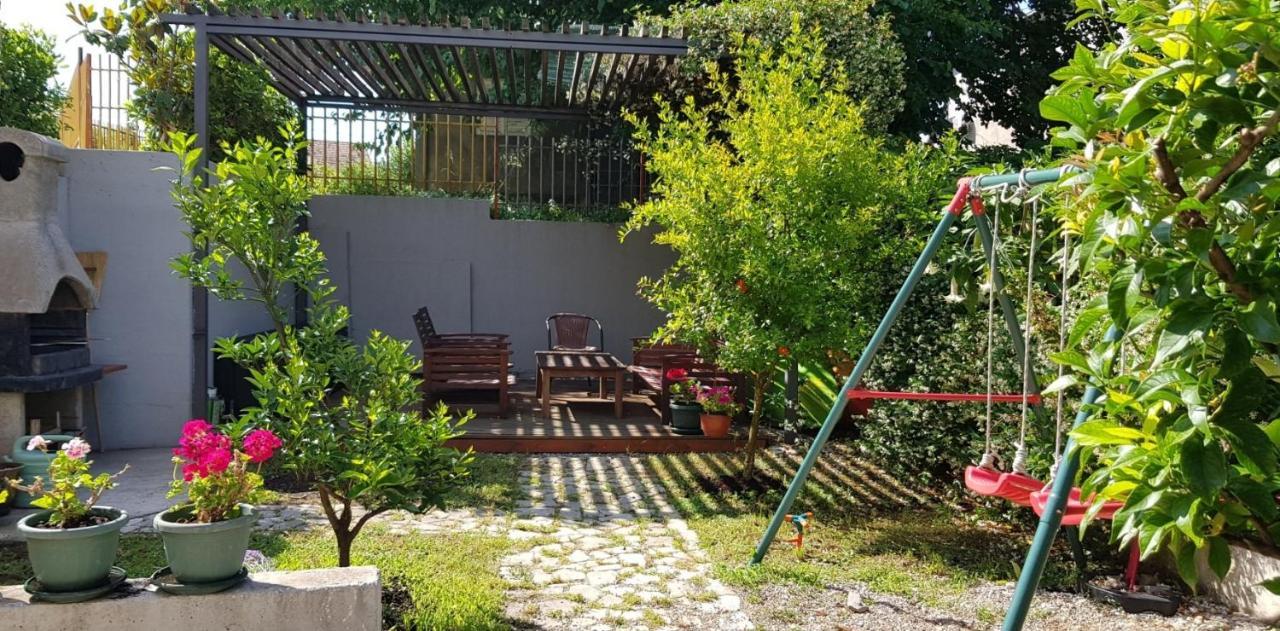 Apartment Fini Тиват Экстерьер фото
