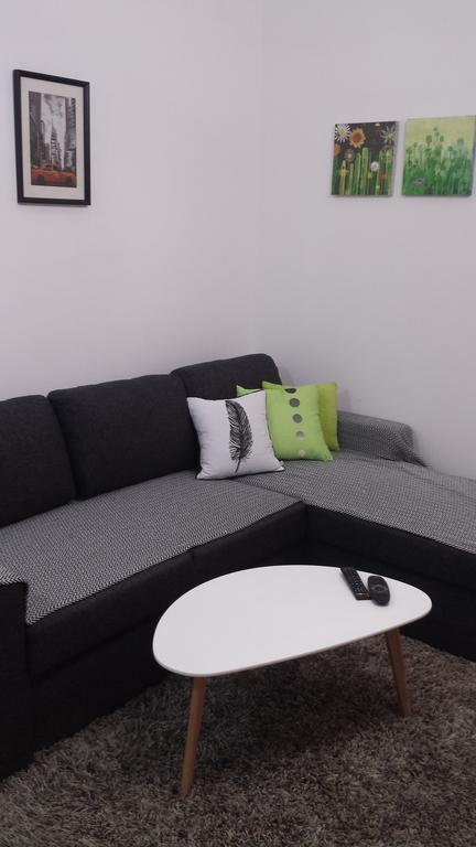 Apartment Fini Тиват Экстерьер фото