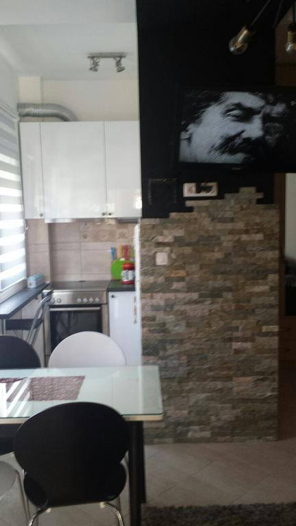 Apartment Fini Тиват Экстерьер фото
